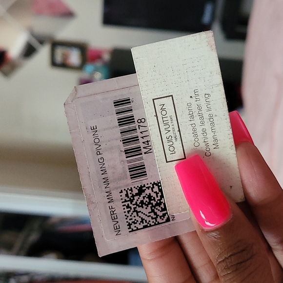 Louis Vuitton Pouchette - Picture 3 of 3